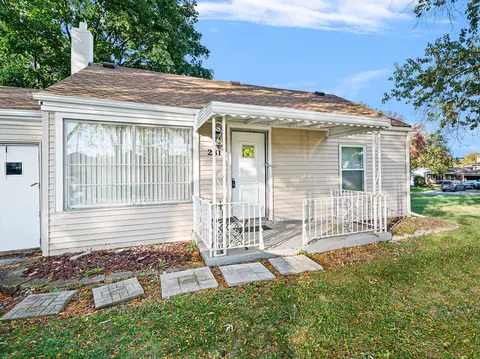 Exterior - 281 E North End Ave, Elmhurst, IL 60126 photo 2 of 4