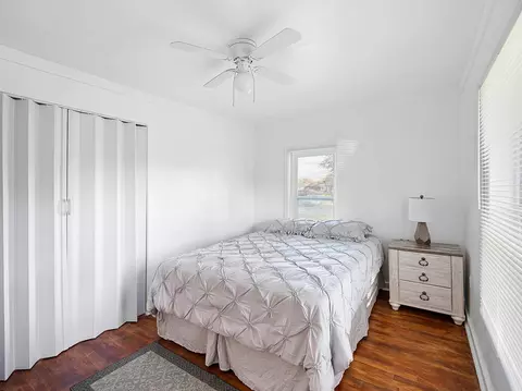 Bedroom - 281 E North End Ave, Elmhurst, IL 60126 photo 2 of 2