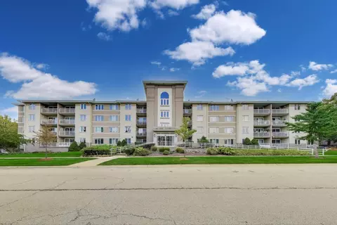 440 E Montrose Ave #402, Wood Dale, IL 60191