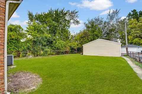 Exterior - 2950 Bernice Rd, Lansing, IL 60438 photo 3 of 3