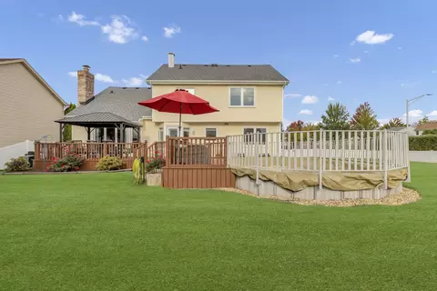 560 Valleyview Dr, Bartlett, IL 60103 photo 6