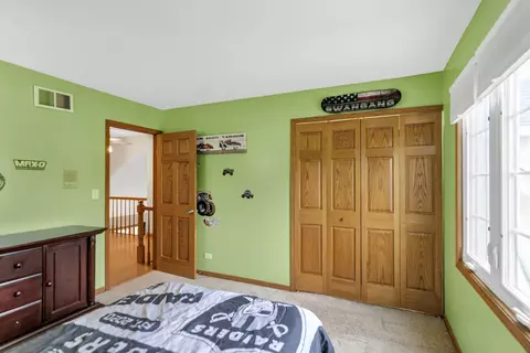 560 Valleyview Dr, Bartlett, IL 60103 photo 36
