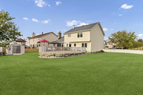 560 Valleyview Dr, Bartlett, IL 60103 photo 5