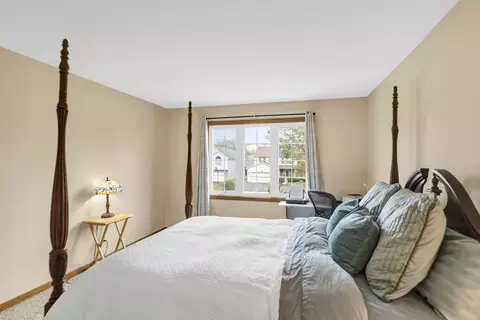 560 Valleyview Dr, Bartlett, IL 60103 photo 37