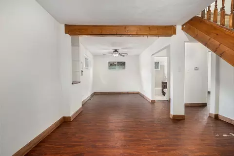 Entry Way - 17153 Burnham Ave, Lansing, IL 60438 photo 2 of 2