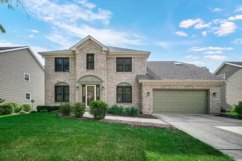 3616 Eliot Ln, Naperville, IL 60564