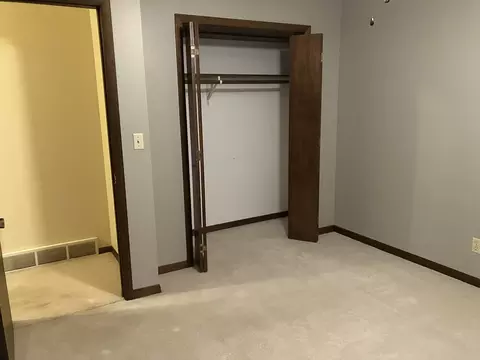 Bedroom - 403 E Park St, Morrison, IL 61270 photo 3 of 5