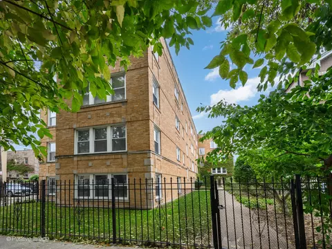 2529 N Talman Ave #3S, Chicago, IL 60647
