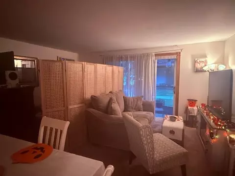 14840 Kilpatrick Ave #604, Midlothian, IL 60445 photo 2