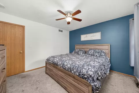 Bedroom - 115 Shadowbrook Dr, Capron, IL 61012 photo 2 of 6