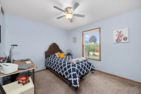 Bedroom - 115 Shadowbrook Dr, Capron, IL 61012 photo 5 of 6