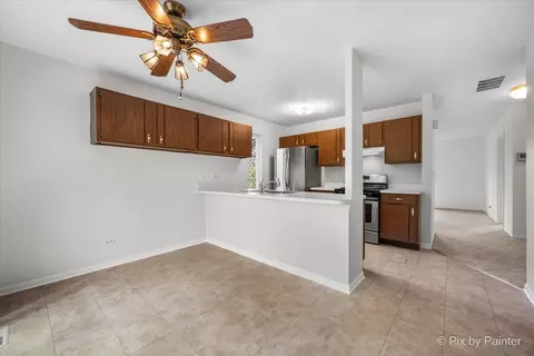 Other - 20 Red Oak Trl, Cary, IL 60013 photo 4 of 7