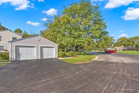 Exterior - 20 Red Oak Trl, Cary, IL 60013 photo 3 of 8