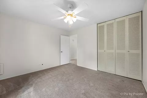 Bedroom - 20 Red Oak Trl, Cary, IL 60013 photo 2 of 4