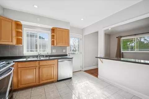 Kitchen - 2243 S Wolf Rd, Des Plaines, IL 60018 photo 2 of 2