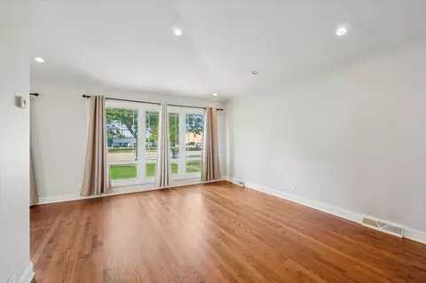 Living - 2243 S Wolf Rd, Des Plaines, IL 60018 photo 1 of 3