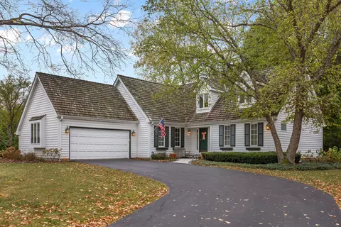 540 Buena Rd, Lake Forest, IL 60045