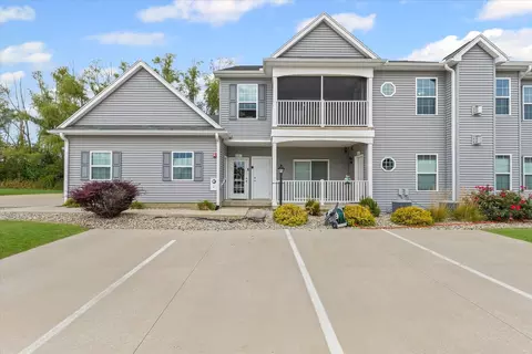 3044 Stillwater Lndg #201, Urbana, IL 61802