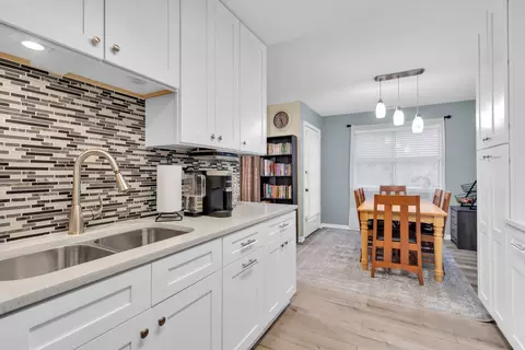 Kitchen - 759 Sterling Ct #A2, Bartlett, IL 60103 photo 4 of 4