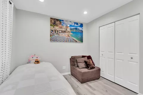 Bedroom - 759 Sterling Ct #A2, Bartlett, IL 60103 photo 5 of 5