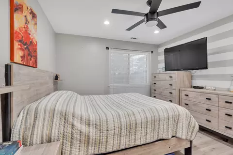 Bedroom - 759 Sterling Ct #A2, Bartlett, IL 60103 photo 3 of 5
