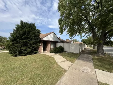 10059 S Spaulding Ave, Evergreen Park, IL 60805