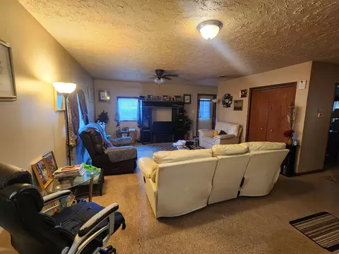 628 3rd Ave, Ottawa, IL 61350 photo 8