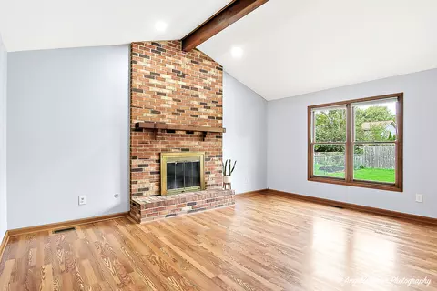 3402 W Bretons Dr, Mchenry, IL 60050 photo 3