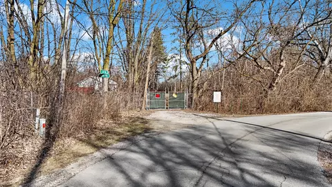 30 W680 Lee Rd, West Chicago, IL 60185