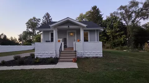 2808 Kashmiri Ave, Mchenry, IL 60050