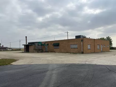 2864 W State Route 17, Kankakee, IL 60901 photo 3
