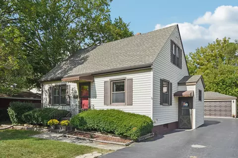 6666 Ravinia Dr, Tinley Park, IL 60477