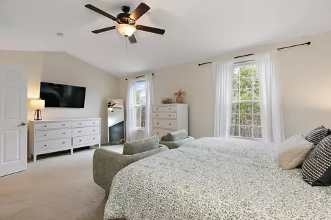 Bedroom - 2435 Emily Ln, Elgin, IL 60124 photo 3 of 3