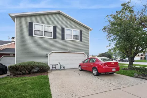 2155 College Dr, Glendale Heights, IL 60139