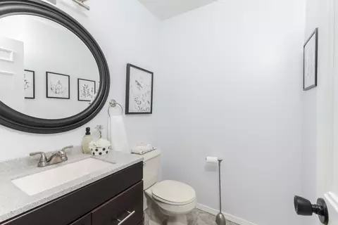 Bath - 8 Edgewood Ct, Bloomington, IL 61701 photo 1 of 3
