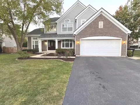 1256 Eric Ln, Lake Zurich, IL 60047