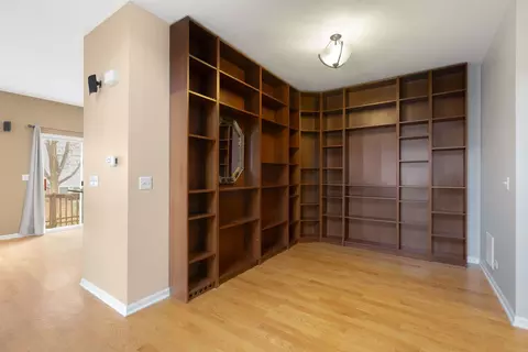 Living - Undisclosed, Hoffman Estates, IL 60192 photo 4 of 11