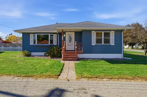 402 S Clark St, Streator, IL 61364