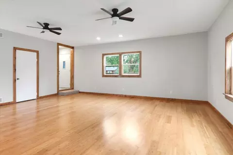 Living - 601 N 3rd Ave, Chenoa, IL 61726 photo 3 of 4