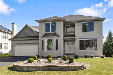 209 Regency Blvd, Sugar Grove, IL 60554