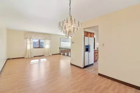 Living - 4485 Bayside Cir, Hoffman Estates, IL 60192 photo 1 of 7