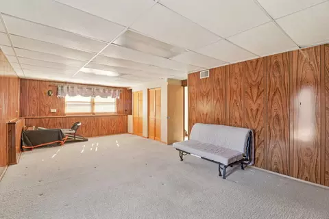 Other - 4485 Bayside Cir, Hoffman Estates, IL 60192 photo 3 of 5