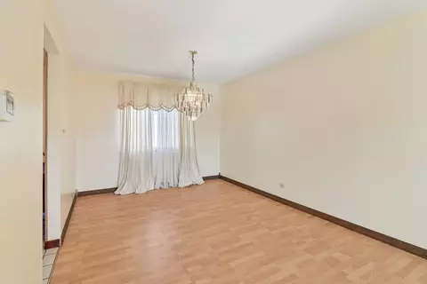 Other - 4485 Bayside Cir, Hoffman Estates, IL 60192 photo 2 of 5