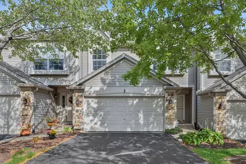 1896 Sedgewood Ave, Aurora, IL 60503