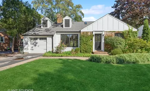 246 Park Ave, Lake Forest, IL 60045