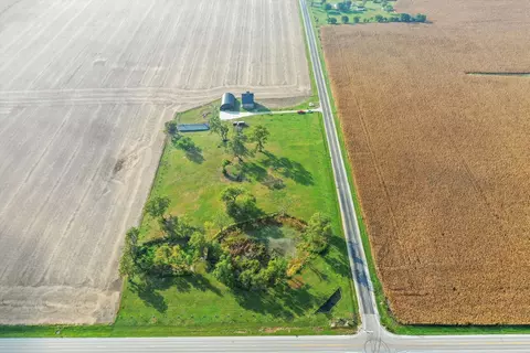 8871 N 5000e Rd, Manteno, IL 60950