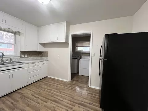 Kitchen - 1717 Greenview Ave, Kankakee, IL 60901 photo 2 of 2