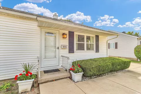 Exterior - 1016 Klein Ave, Rantoul, IL 61866 photo 4 of 9