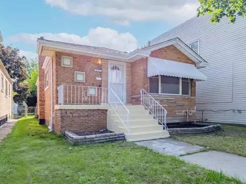 8139 S Exchange Ave, Chicago, IL 60617