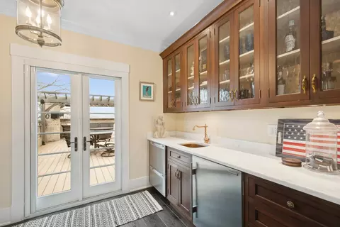 Kitchen - 1414 N Mohawk St, Chicago, IL 60610 photo 4 of 4